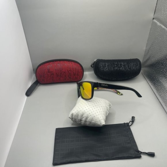 THREE New ViahdaSunglasses (LAST PAIRS) - Picture 6 of 16